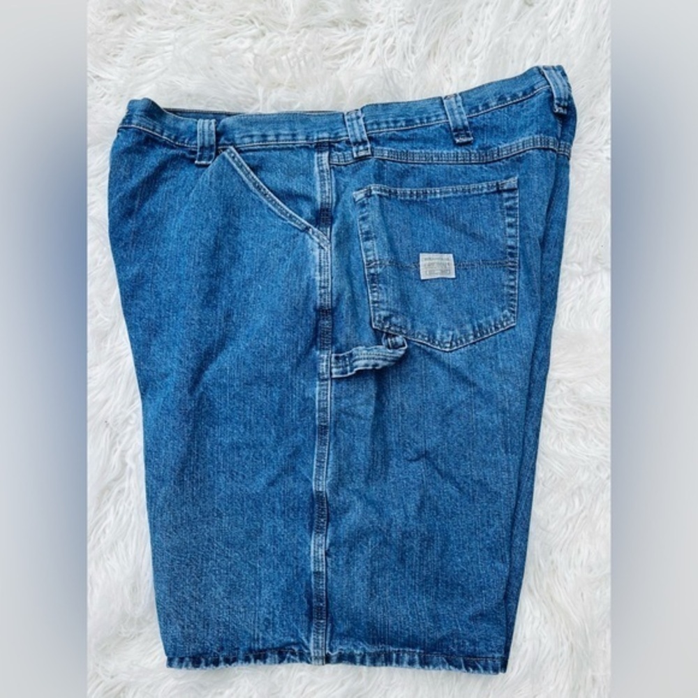 Wrangler Relaxed Fit Blue Jeans